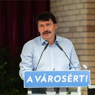 Áder János: a klímaváltozás hatásainak 80 százalékát a vízen keresztül érezzük majd