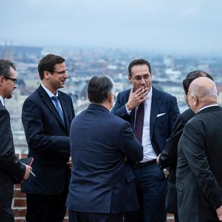 Védtelen a sajtó a szélhámosokkal szemben