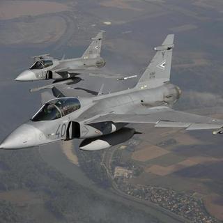 Katonai repülők lepik el Magyarország egét