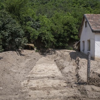 A trükkös molnárlány, a nem kevésbé trükkös Orbán Viktor és a recski sárlavina áldozatai