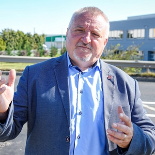 Kormány által bántalmazott gyermekvédelem