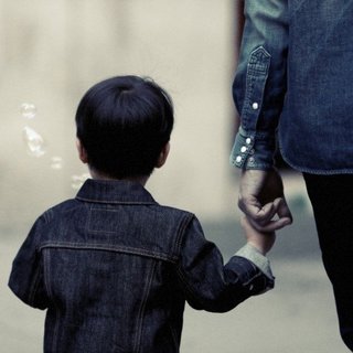 Valódi gyermekvédelem helyett látványos, de eredménytelen akció