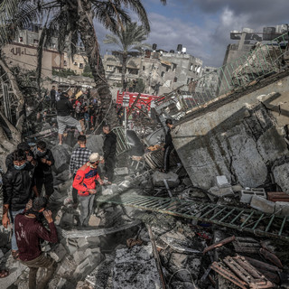 Élelmiszersegélyt szállító konvojra nyitottak tüzet izraeliek