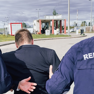 Rendőrök vezették el az egyik győri polgármesterjelöltet