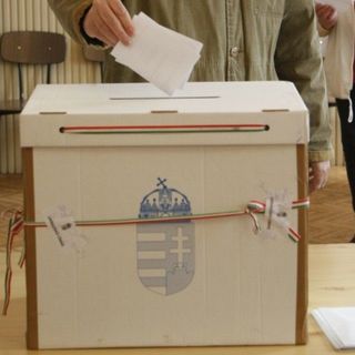 Közel félmillió első szavazó magyar járulhat az urnákhoz júniusban