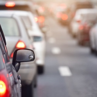 Baleset miatt nagy a torlódás az M1-esen mindkét irányban Győrnél