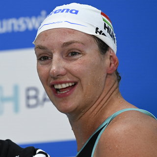 Milák remek idővel tért vissza, Hosszú is elsőként döntős