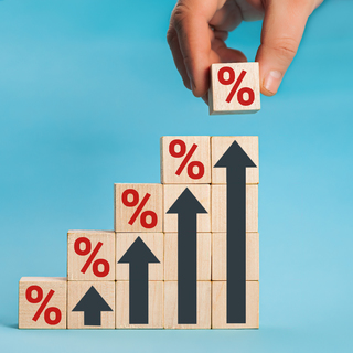 Tízszeresére nőtt az önkormányzatokat sújtó adó