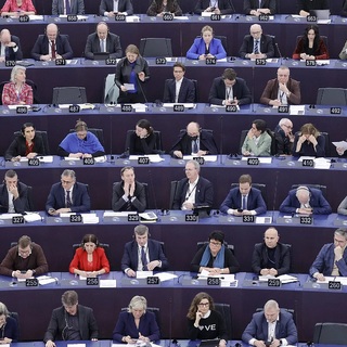 Két hónap múlva EP-választás: borulhat a papírforma Magyarországon