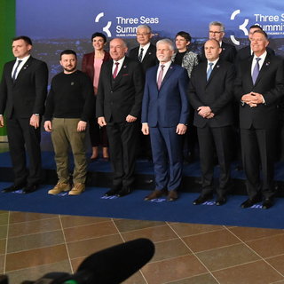 Zelenszkijjel tárgyalt Sulyok Tamás a Három Tenger Kezdeményezés Csúcson: Magyarország elítéli az orosz agressziót