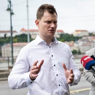 Már megint Karácsonyt piszkálja az LMP