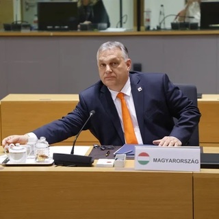 Orbán brüsszelezéssel kampányol tovább