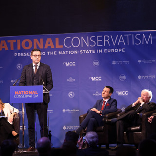 Bohózat és piti zsarnokság, amit a brüsszeli konzervatív konferencia mutatott