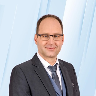 Korrigált a Fidesz, nem Schadl bizalmasa indul majd Zuglóban 