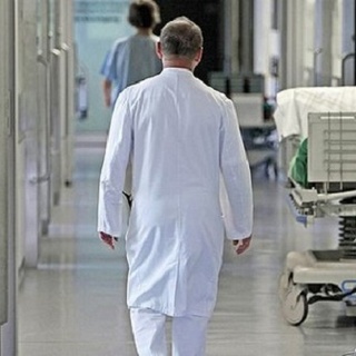 Átvezénylés: nincs elég neurológus Cegléden