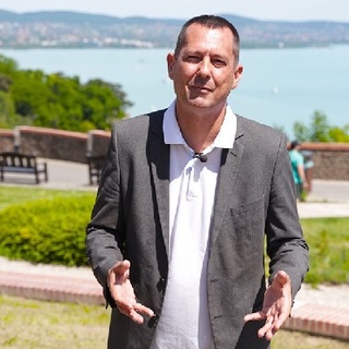 Molnár Zsolt: kié a Balaton?