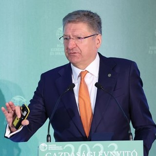 Parragh László: én mindig a cégek nevében beszélek