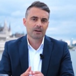 Vona Gábor: árad a Tisza, de ez a régi hordalékot is hozza magával