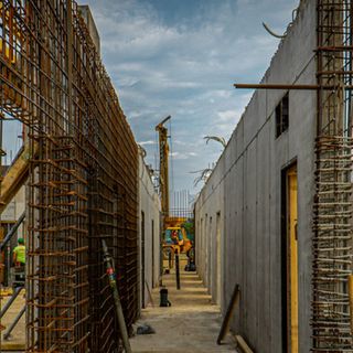 Többen rosszullétre panaszkodtak a csengeri börtön építése közben, 24-en kórházba kerültek