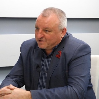 A tisztelet gyakorlását kezdhetnék magukon a Fidesz képviselői - üzente Komjáthi Imre