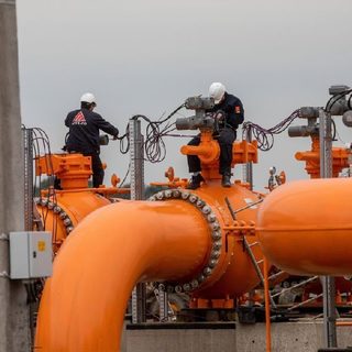 Figyeljünk oda, nehogy a gatyánkat is ráfizessük a gázra!