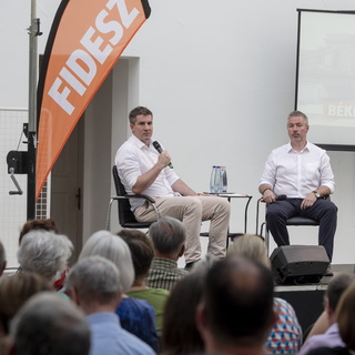 Kocsis Máté úgy tudja, a baloldalra leadott szavazatok a brüsszeli háborús központba kerülnek