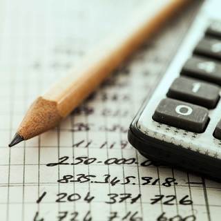 Csaló könyvelő ellen emelt vádat az ügyészség