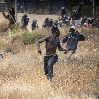 Uniós pénzen küldenek halálba afrikai migránsokat