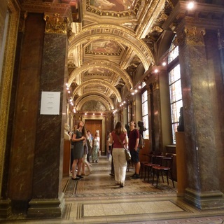 Különleges tárlatvezetésekkel és képzőművész diplomakiállítással várja az érdeklődőket a MKE a Múzeumok éjszakáján