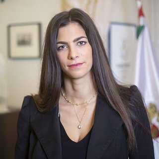 Leveheti a tábláról Szentkirályi Alexandrát a Fidesz