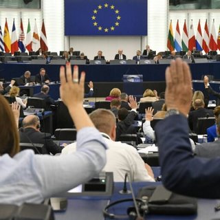 Európa jobbra tolódik, de a szélsőjobb pártjai nem tudnak összefogni