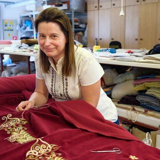 Egyedülálló színházi függöny készül a Nemzeti Színházban