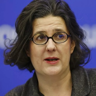 Orbán Viktorhoz hasonlította Magyar Pétert az EP jelentéstevője