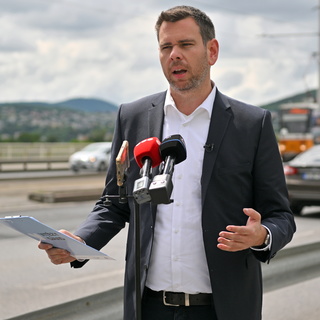 Vitézy szerint Szentkirályi visszalépésével megvan az első győzelem