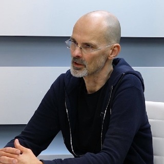 Fleck Zoltán: minden társadalmi botrány elnyomható, ha van elég pénz a manipulálására 