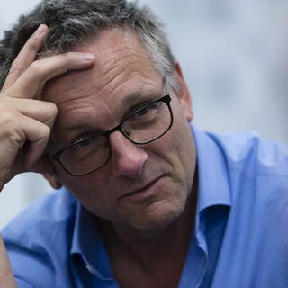 Megtalálták a nemrég eltűnt Michael Mosley neves brit médiaszemélyiség holtestét Görögországban