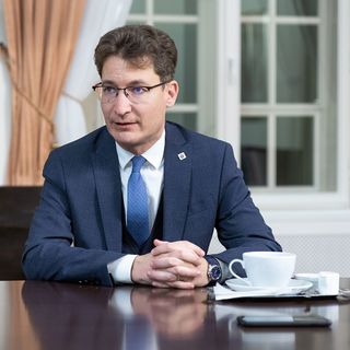 Bocsánatot kért a fideszes polgármester Semjéntől, miután nem létezőnek nevezte a KDNP-t