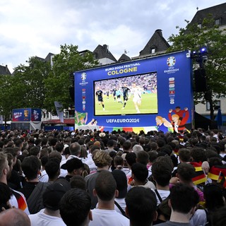 Kitört a futball-láz Kölnben