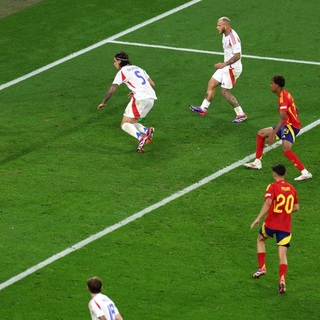 Spanyolország a „címvédőölő" a labdarúgó Európa-bajnokságokon