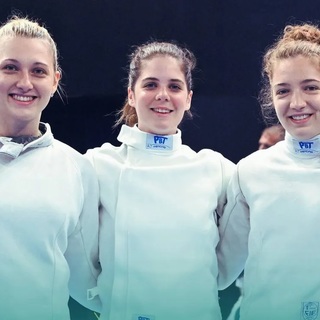 Döntős a női párbajtőrcsapat a vívó Eb-n