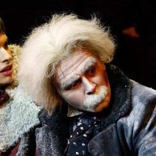 Újabb színészbaleset történt, most a Vígszínházban