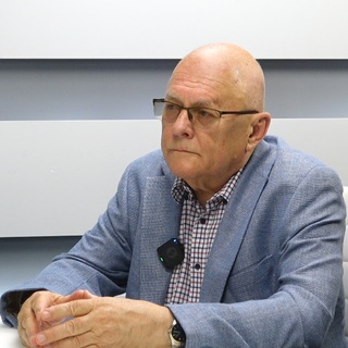 Balázs Péter: egyre jobban háttérbe szorítja magát a Fidesz Európában