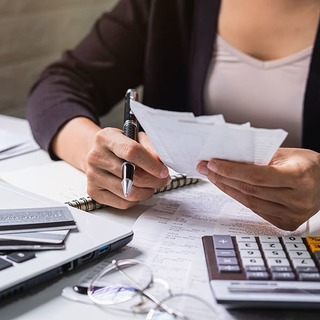 Brutális bírságolásba kezdhet a NAV augusztustól