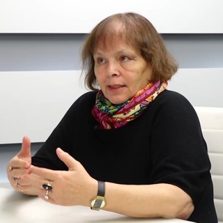 Aki tehetséges, vállalkozó szellemű, nem lesz politikus, hanem még az országból is elmegy