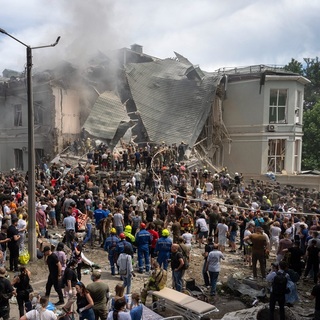 Ukrán igazságügyi tárca: több alkatrészét azonosították a kijevi gyermekkórházba csapódott rakétának