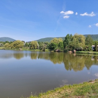 Nem adják el a Pilis legszebb tavát, lemondott róla a beruházó