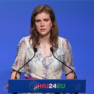 Raisz Anikó: a környezeti célok elérése érdekében tett lépéseknek a versenyképességet is erősíteniük kell