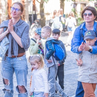 Több mint 15 ezren érkeztek Ukrajnából szombaton, 46-an maradnak itt