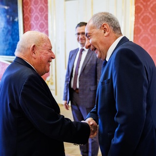 Sulyok Tamás a Sándor-palotában fogadta Trump volt budapesti nagykövetét