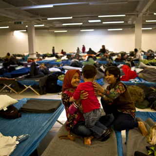 Eurostat: ismét emelkedett a menedékjog iránti kérelmek száma az EU-ban